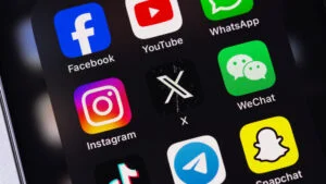 Facebook, YouTube, WhatsApp, Instagram, X, TikTok, Snapchat