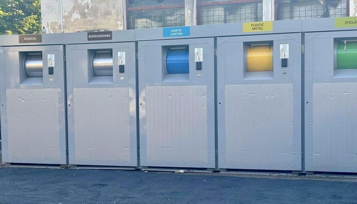 Regula pentru gunoi care trebuie respectată în România. Se aplică amenzi de până la 2.000 de lei în 2026