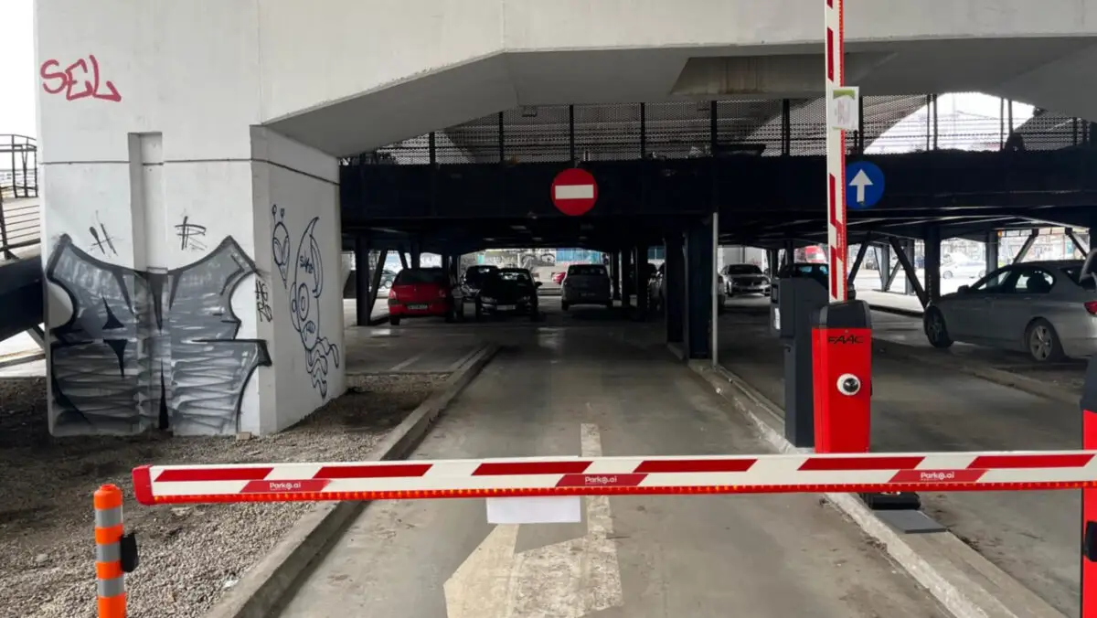 Taxă pentru șoferi. Se plătește pentru parcare pentru minim 30 de minute. Schimbare în Capitală