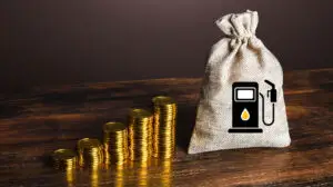 Guvernul ia în calcul o taxă uriașă pentru companiile petroliere. Cum ar putea fi afectați consumatorii