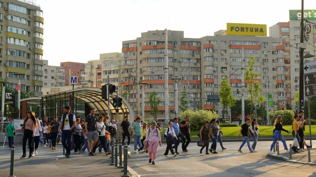 Lege pentru blocurile vechi din România, fără lift. Mii de asociații de proprietari urmează să beneficieze