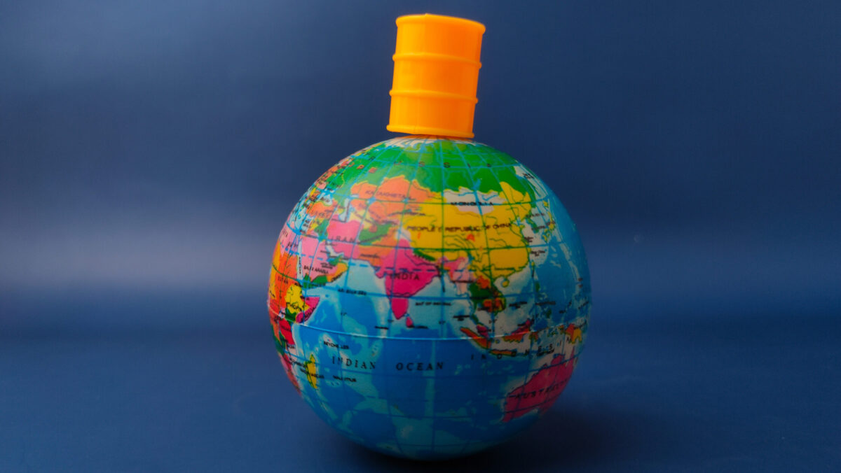 Analiză Capital: Prețurile carburanților în Europa. Unde pot alimenta șoferii cel mai avantajos