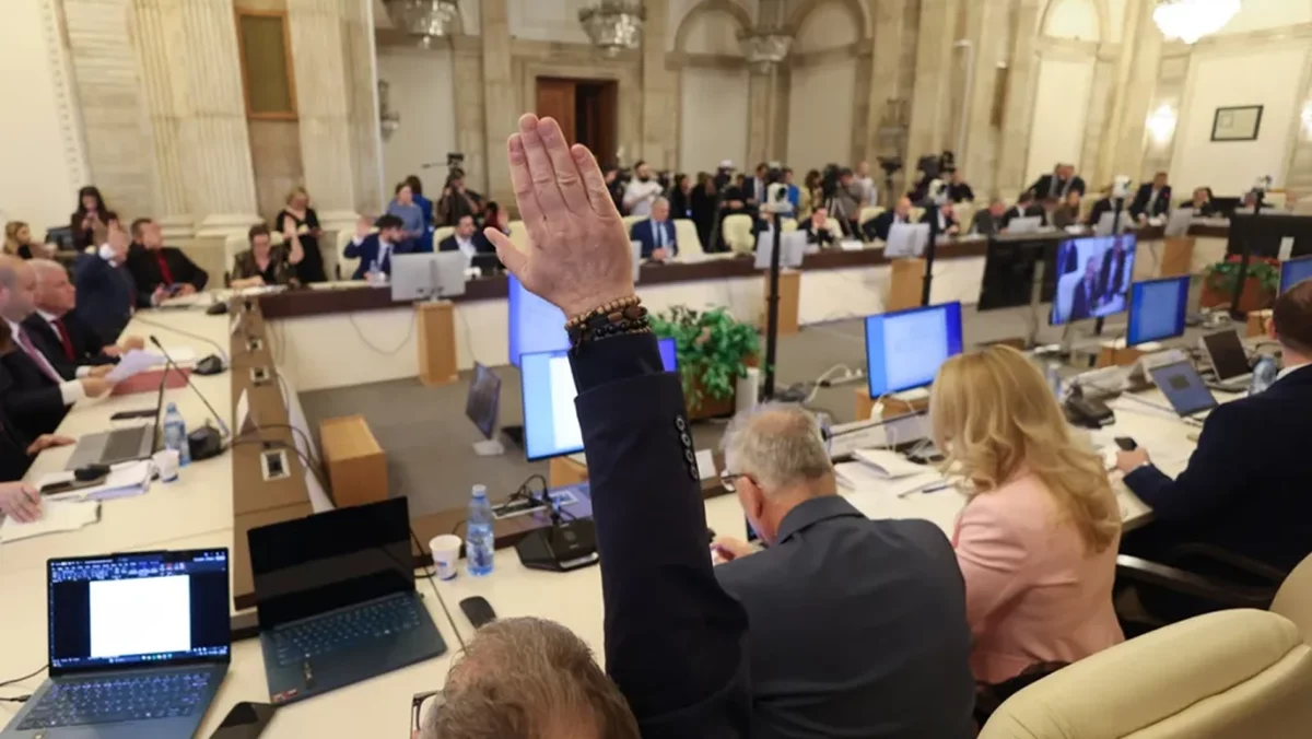 UPDATE. Buget 2026. Comisiile de buget-finanţe au decis suspendarea dezbaterilor. Nazare: Voi face tot posibilul să îi readuc în comisie