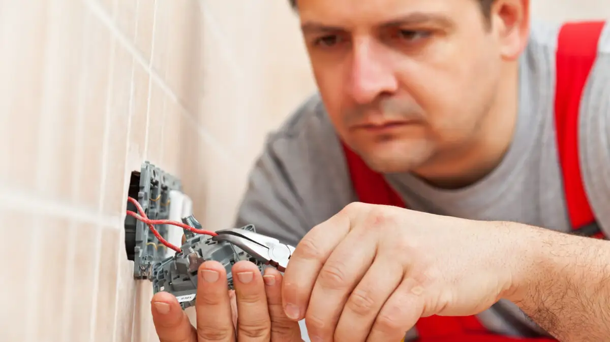 electrician, meserias