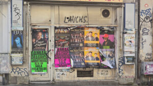 grafitti, afișajul ilegal