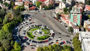 Mașini, intersecție