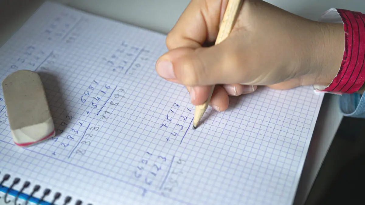 UPDATE: Simulare Evaluare Națională 2026. Subiectele și baremul la Matematică