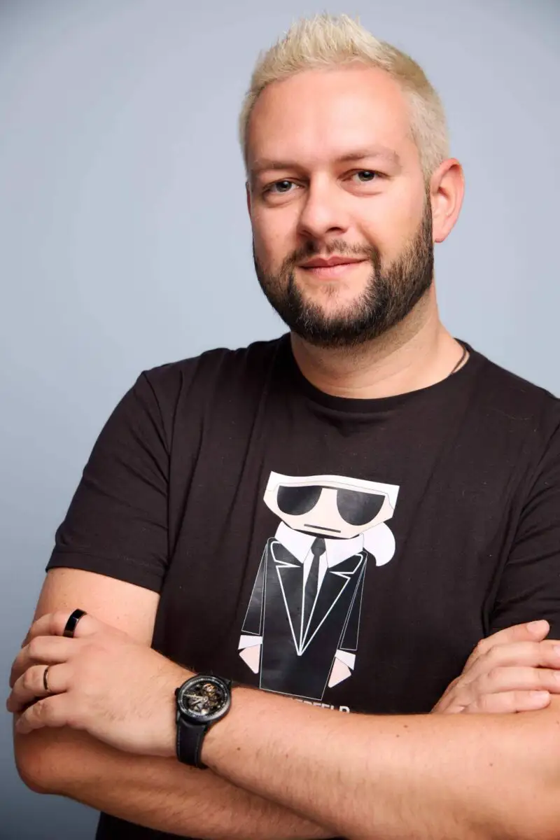 Alexandru-Luchian Constantinescu, CEO Life in Codes