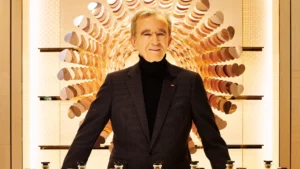 Acuzații privind influența lui Bernard Arnault asupra publicațiilor economice din Franța