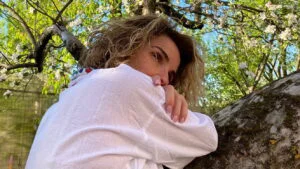 Cristela Georgescu și cireșii înfloriți