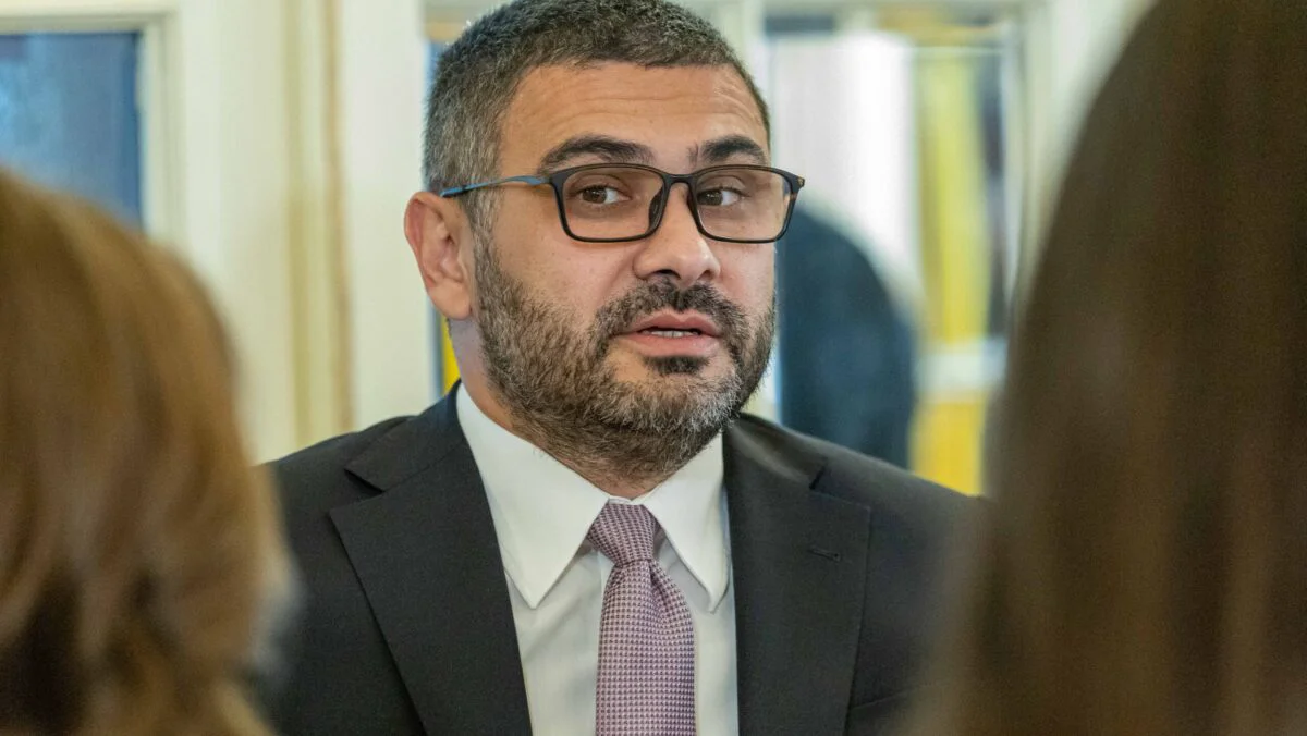 Florin Manole, anunț despre Pachetul de Solidaritate: Va ajunge din mai la familiile vulnerabile. Ce spune despre indemnizațiile sociale