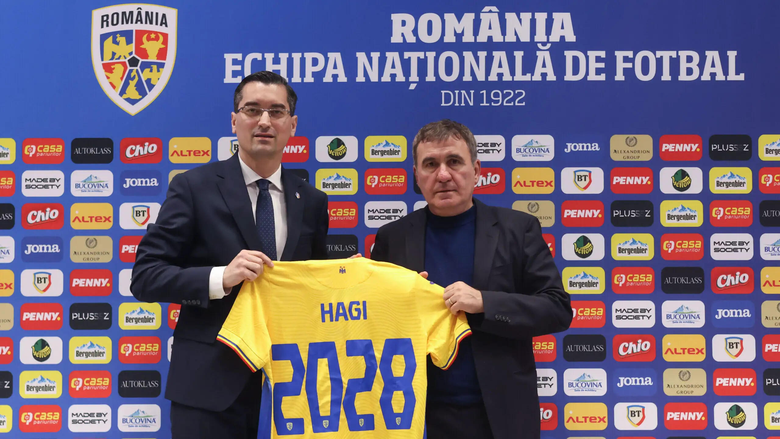 Gică Hagi (8)