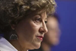 OANA GHEORGHIU - COMPANII DE STAT