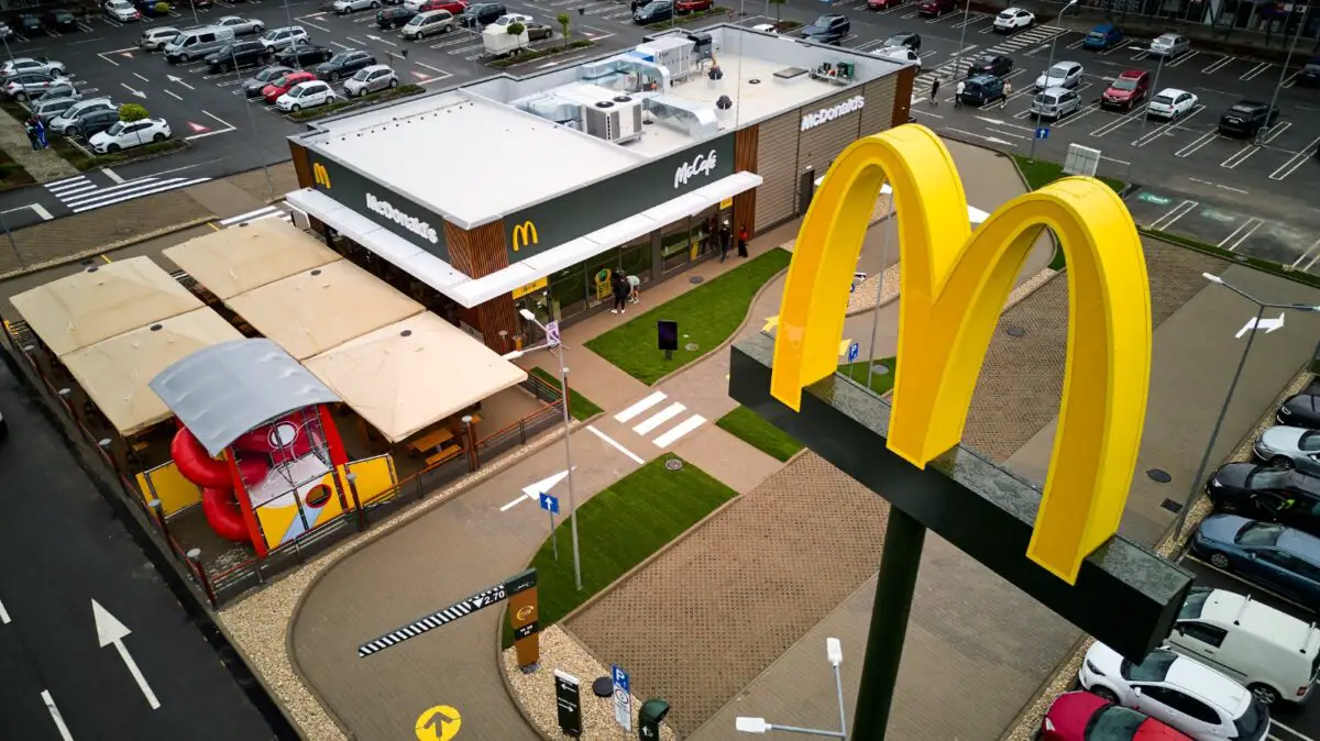 McDonald’s România atinge vânzări de peste 2,26 miliarde lei în 2025 și continuă expansiunea pe piața locală