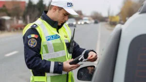 Polițisti, șoferi, control în trafic