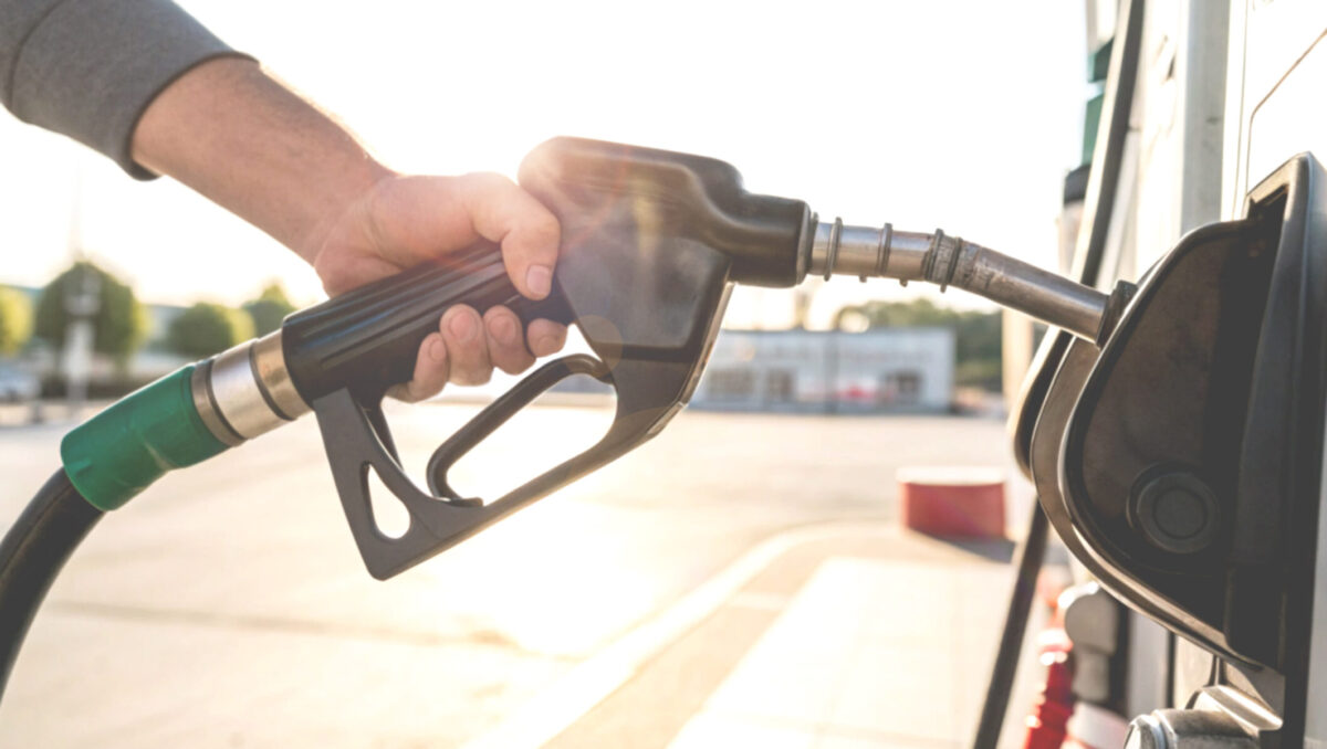 Prețurile la benzină cresc semnificativ. Avertismentul sosit din Iran: Bucurați-vă de prețurile actuale la pompă