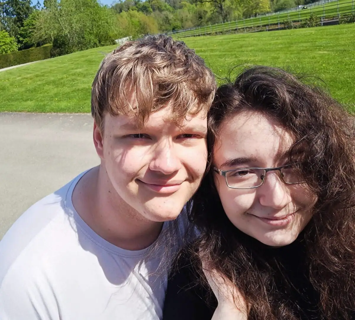 Augusta și Niall