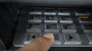 Bancomat, bani