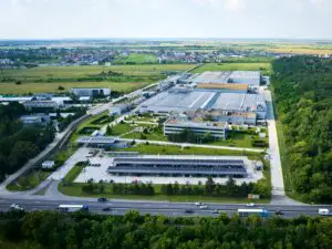 Fabrica Philip Morris România, un motor al reindustrializării: investiții masive, tehnologie avansată și impact major în economia națională