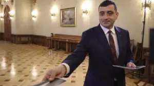 Acord surpriză între AUR și sindicate. Ce se schimbă în discuțiile despre Legea salarizării unitare