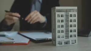 EXCLUSIV Piața imobiliară 2026. Cum s-a schimbat comportamentul cumpărătorilor imobiliari în ultimii 2–3 ani