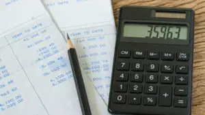 Noua lege a salarizării bugetarilor. Cum se modifică salariile bugetarilor? Beneficiile care dispar din sistemul public