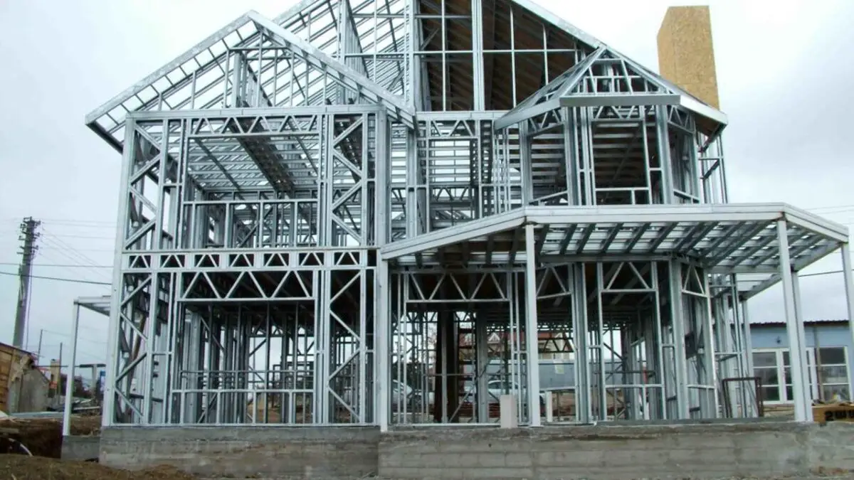 Ce nu știi despre casele pe structura metalică! Adevărul dincolo de mituri și reclame