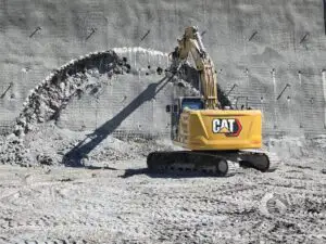 Au început lucrările la un nou tunel pe Autostrada Sibiu-Pitești. Proiectul include 7 tuneluri și aproape 50 de poduri și viaducte