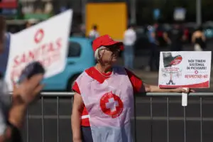 SANITAS se retrage din discuțiile privind noua lege a salarizării și amenință cu sesizarea CCR. Sindicatul spune că proiectul ar reduce veniturile pentru 60% dintre angajații din sănătate