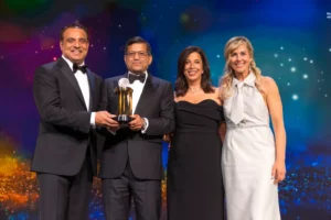 Jitendra Mohan, Sanjay Gajendra și Casey Morrison câștigă titlul EY World Entrepreneur Of The Year™ 2026