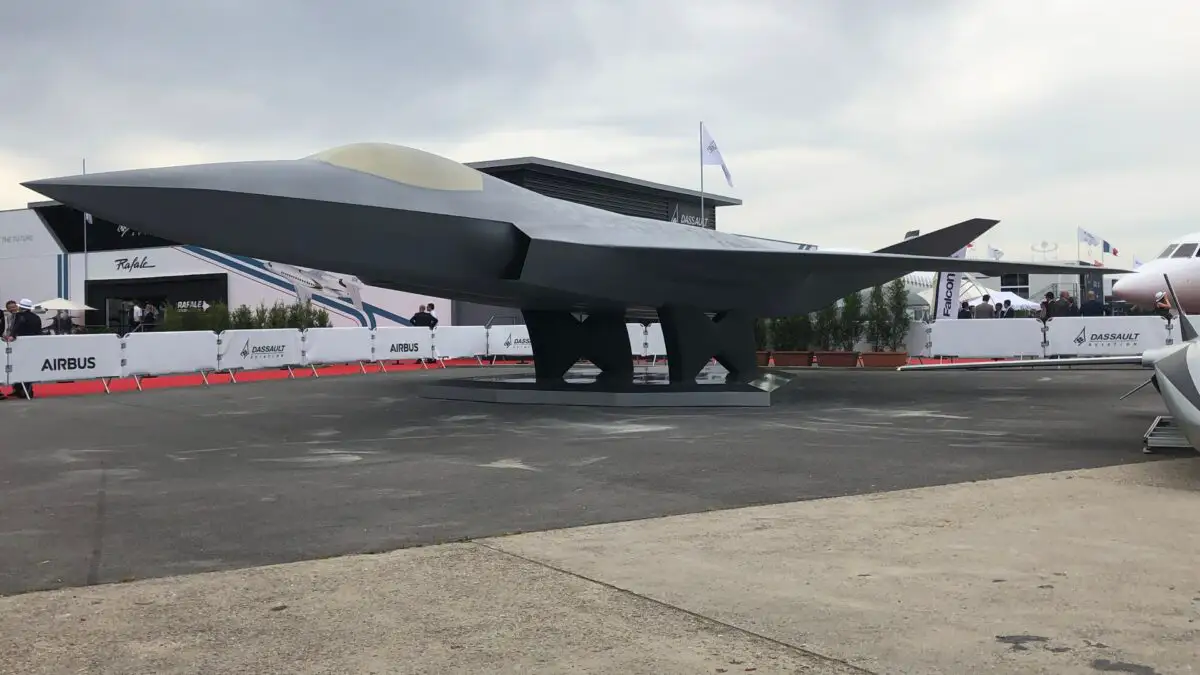 Franța și Germania renunță la avionul de luptă al viitorului. Proiectul militar european lansat în 2017 se blochează după ani de dispute