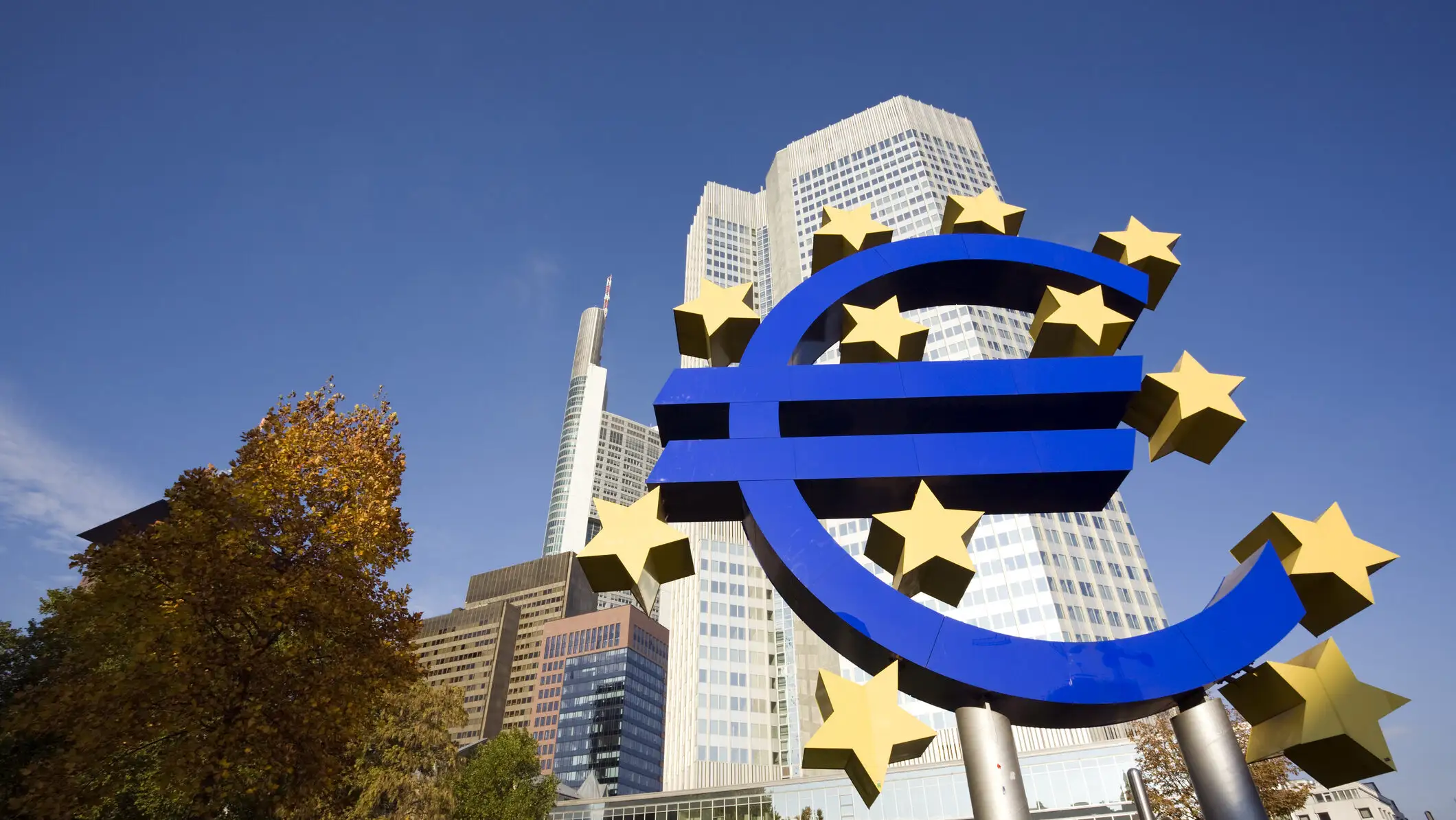 Christine Lagarde trage un semnal de alarmă privind inteligența artificială Europa riscă să plătească pentru boom-ul AI din SUA fără să beneficieze de creșterea economică