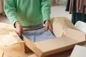 Coletul refuzat la livrare: o problemă ignorată care costă IMM-urile mii de lei pe an