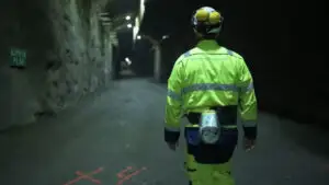 Finlanda inaugurează primul depozit permanent de deșeuri nucleare din lume. Combustibilul radioactiv va fi izolat 100.000 de ani la 430 de metri adâncime