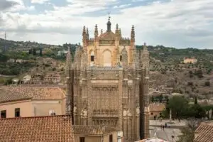 Detaliu inedit. Pikachu pe tavanul bisericii San Juan de los Reyes din Toledo