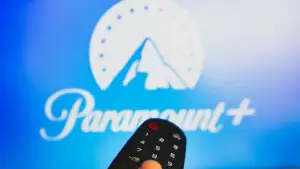 Acțiunile noului gigant Skydance scad puternic după fuziunea Paramount-Warner Bros. Analiștii avertizează asupra riscurilor