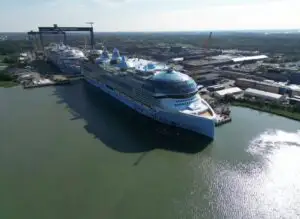 O nouă viziune pentru transportul maritim: insulă plutitoare alimentată nuclear