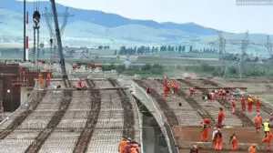 România păstrează 4,7 miliarde de euro din PNRR pentru autostrăzi și căi ferate, după negocierile cu Comisia Europeană