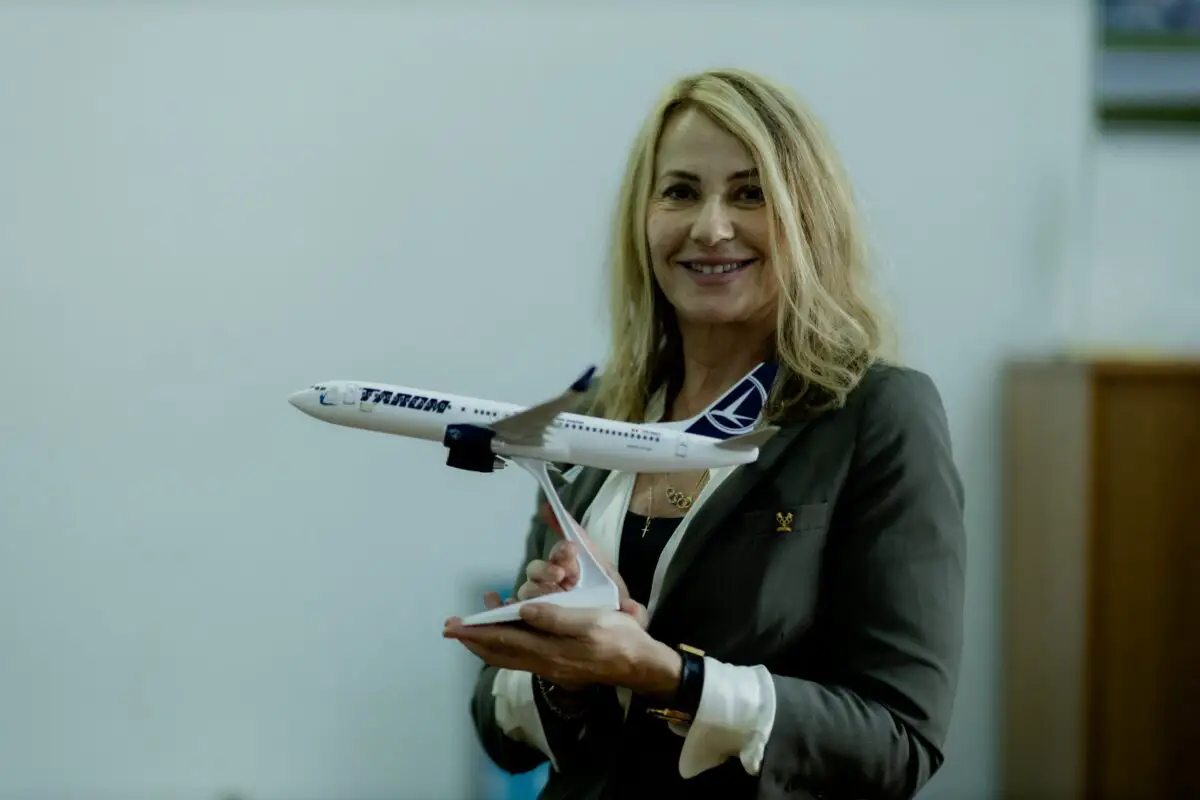 TAROM marchează 50 de ani de la primul 10 perfect al Nadiei Comăneci prin zborurile aniversare RO10 și RO50