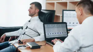 Test poligraf la interviul de angajare! Este legal sau nu ca un angajator să facă așa ceva? Explicația specialiștilor