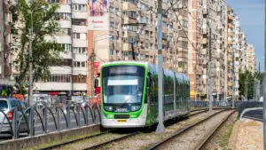 Primăria Capitalei va împrumuta până la 350 de milioane de euro de la BERD pentru modernizarea liniilor de tramvai
