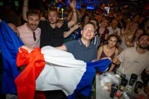 Grenoble, scena sărbătorii fanilor francezi și marocani înaintea duelului din Cupa Mondială 2026