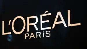 L’Oréal investește în relansarea Gucci. Primele produse de înfrumusețare vor fi lansate în 2028
