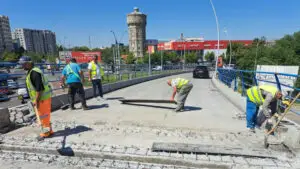 Pasajul Basarab intră într-o nouă etapă de reabilitare. Circulația va fi redeschisă complet înainte de începerea școlii