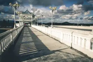 Un paradis turistic a ajuns cea mai aglomerată destinație din lume. Lista completă a destinațiilor sufocante
