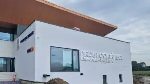Două zile până la deschiderea noii săli de gimnastică „Nadia Comăneci”. Cum arată sala care poartă numele marii campioane