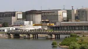 România cumpără masiv electricitate din Bulgaria. Ce au vecinii și ne lipsește nouă în plină criză energetică