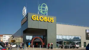 Piața din România atrage un nou gigant german. Retailerul care rivalizează cu Lidl și Kaufland își pregătește terenul