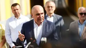 Ilie Bolojan anunță finalizarea a două pasaje importante la Oradea. Investițiile de 75 de milioane de lei schimbă traficul spre Arad
