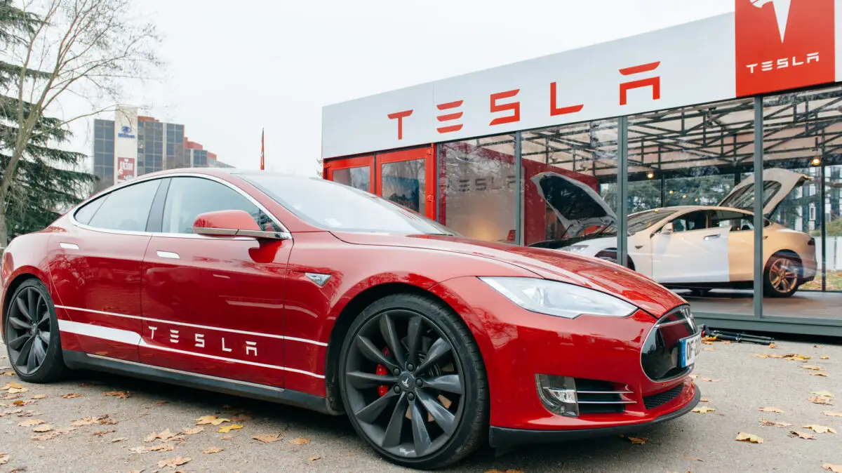 Tesla, model S